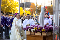 Archbishop blessing statue.jpg Archbishop blessing statue.jpg