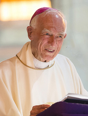 Archbishop Len Faulkner.jpg